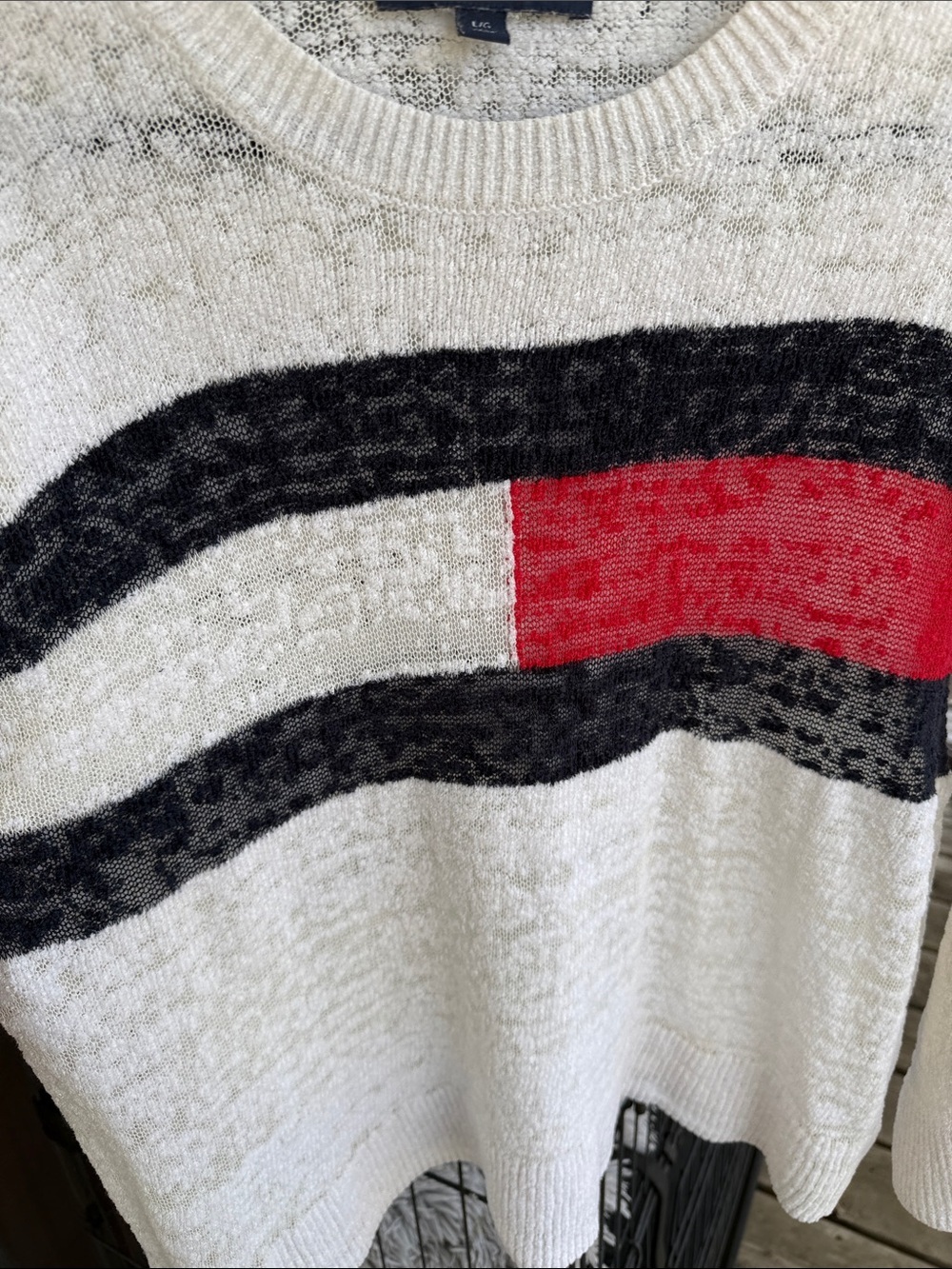 Tommy Hilfiger Cream Crewneck Sweater with Navy and Red Block - Picture 6 of 8